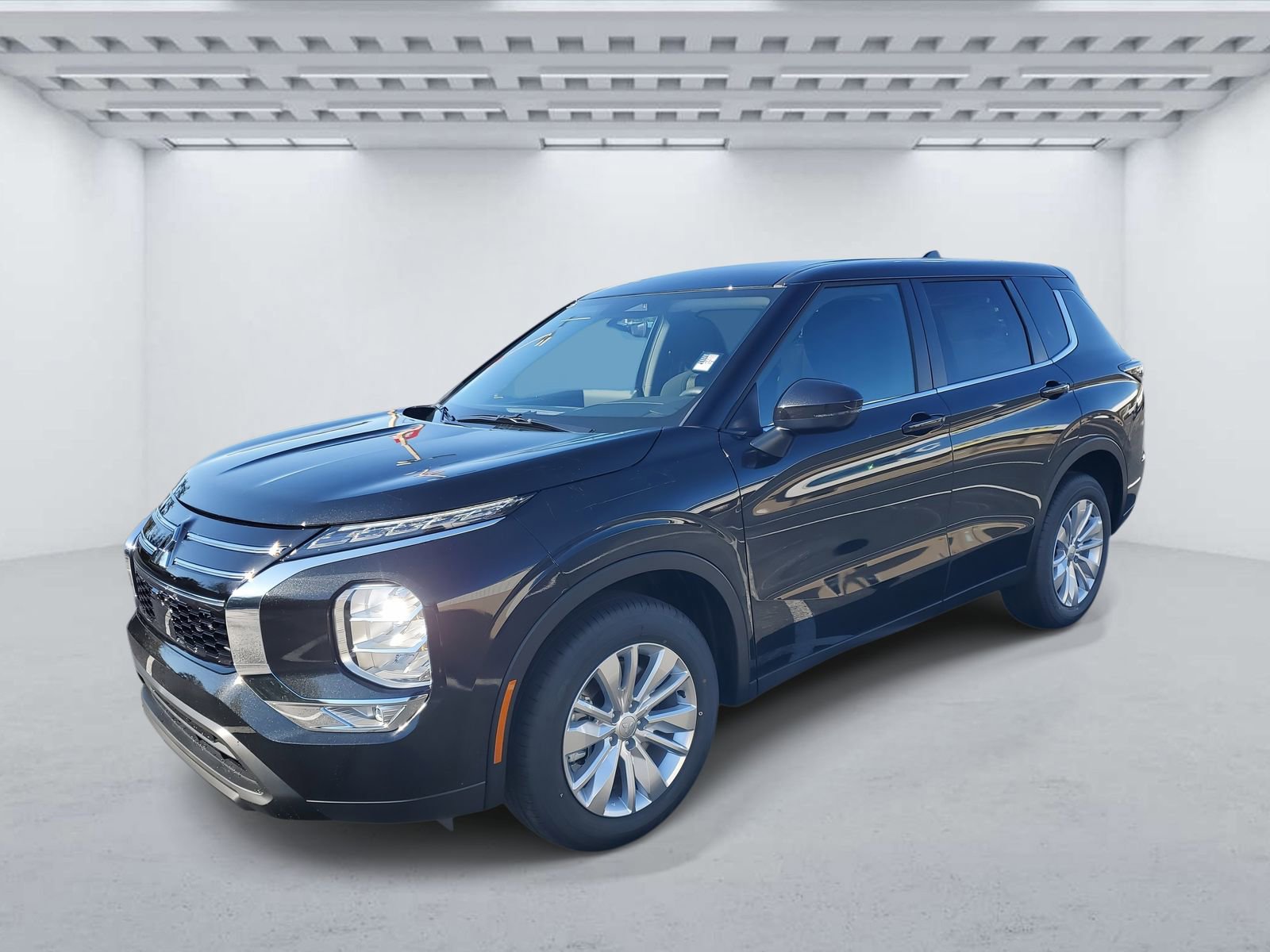 New 2026 Mitsubishi Outlander ES image 2