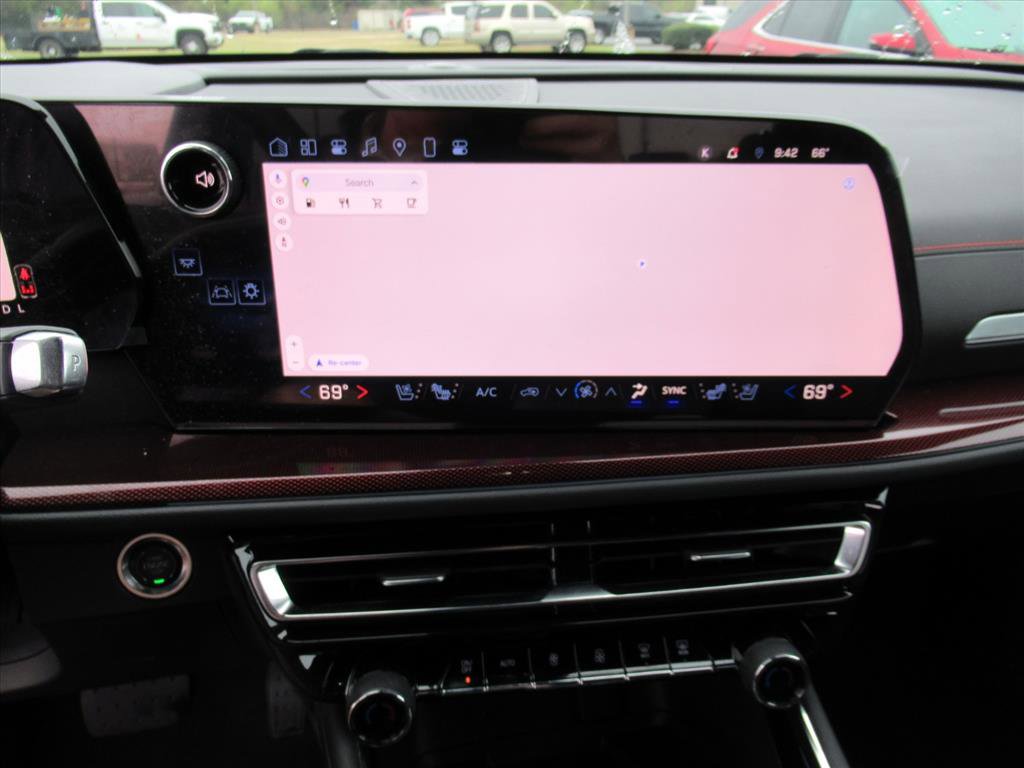 Used 2024 Chevrolet Traverse RS w/ LPO, Floor Liner Package image 26