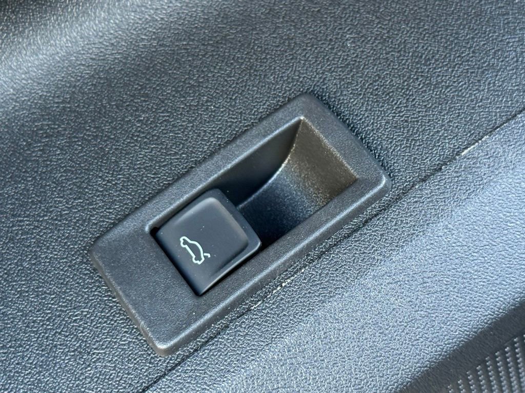 New 2025 Audi Q5 Premium w/ Convenience Package image 73