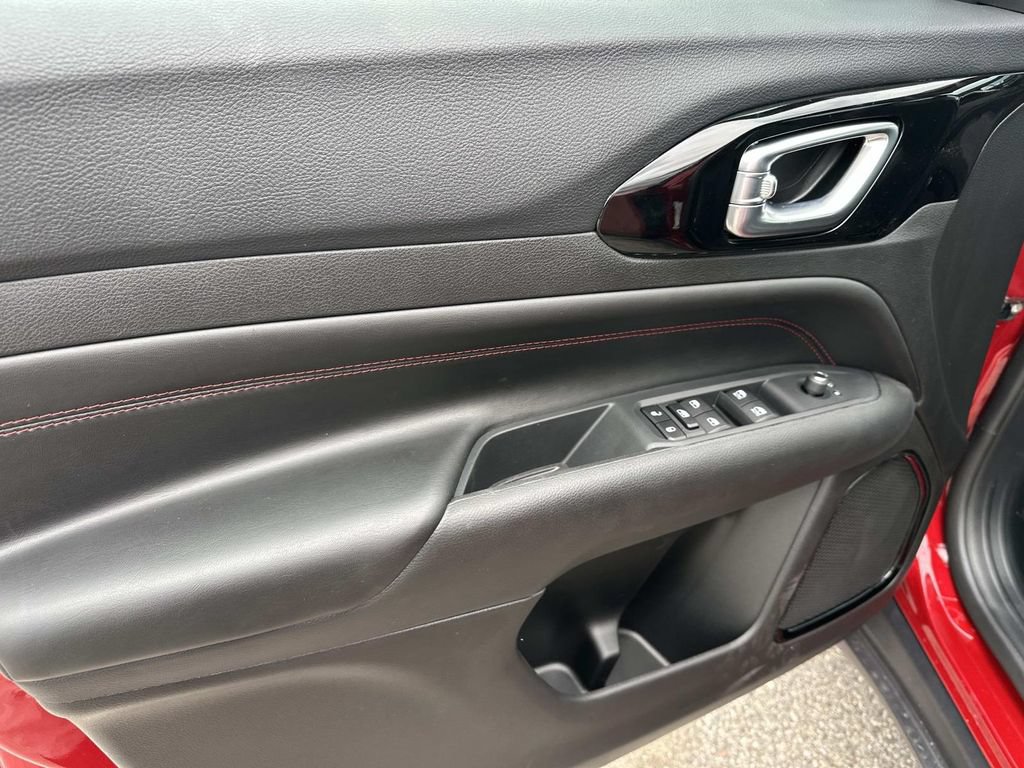 New 2026 Jeep Compass Trailhawk AWD/4WD image 12