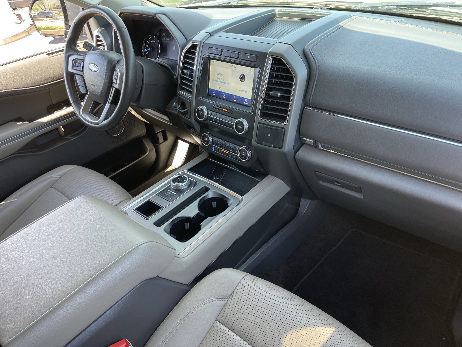 Used 2021 Ford Expedition XLT RWD image 13