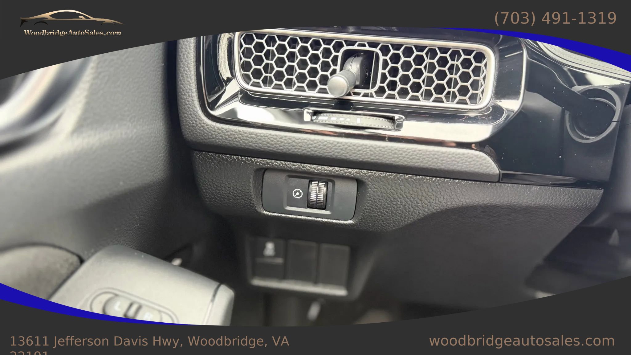 Used 2025 Honda Civic Sport image 26