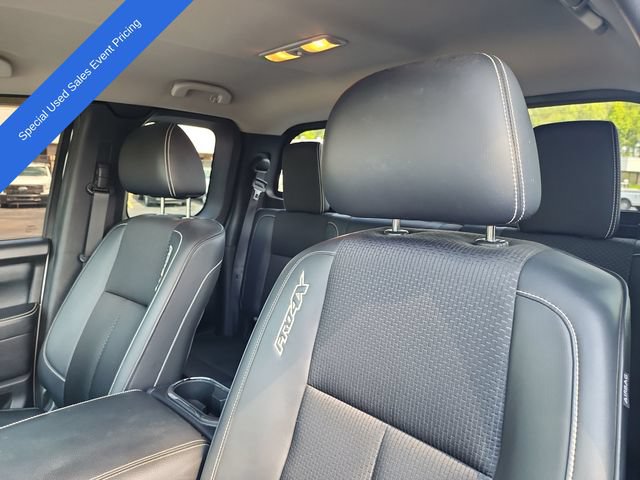 Used 2017 Nissan Titan PRO-4X AWD/4WD image 11