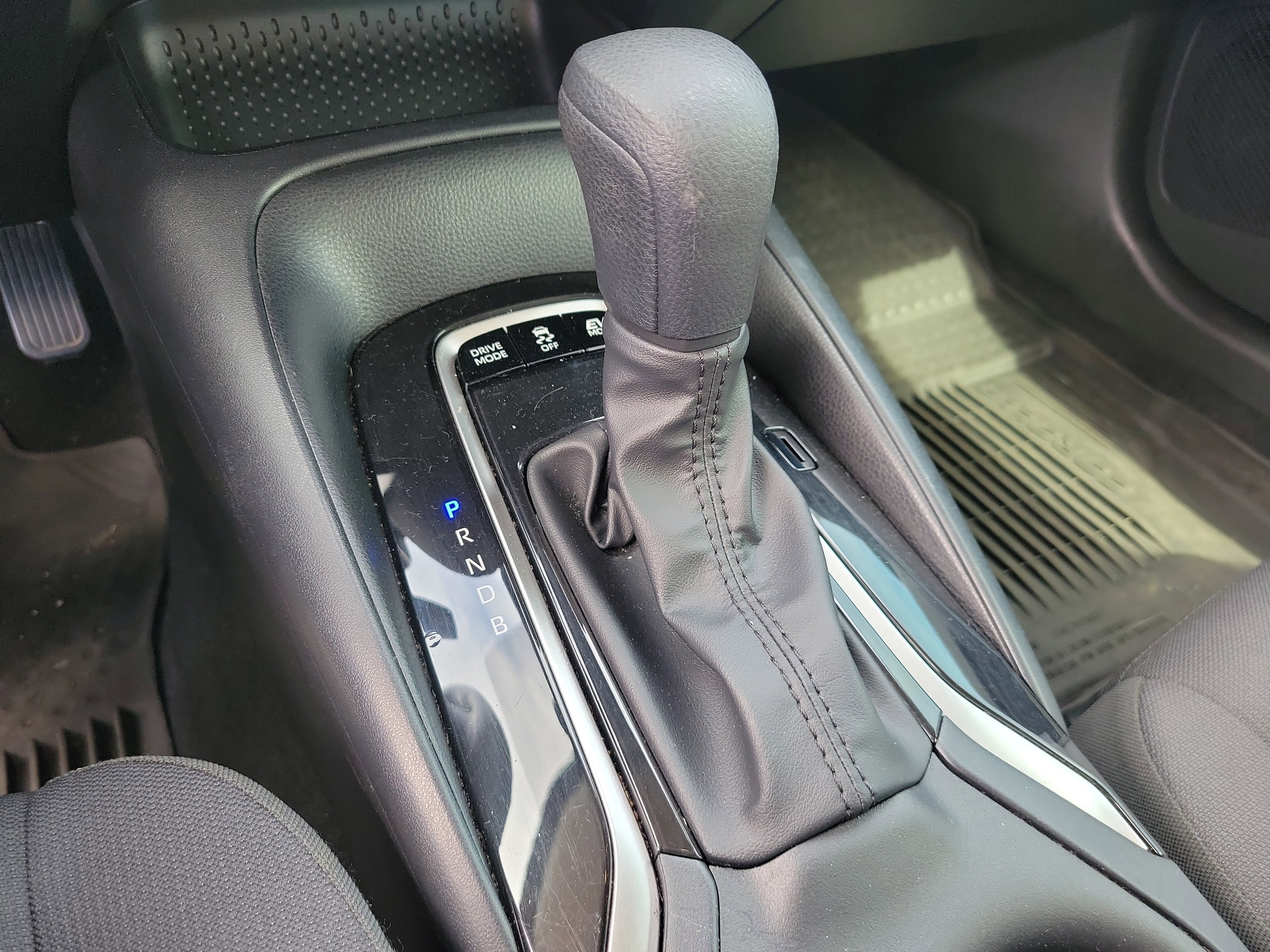 Certified 2023 Toyota Corolla LE image 19