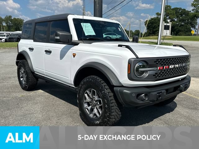 Used 2023 Ford Bronco Badlands AWD/4WD image 3