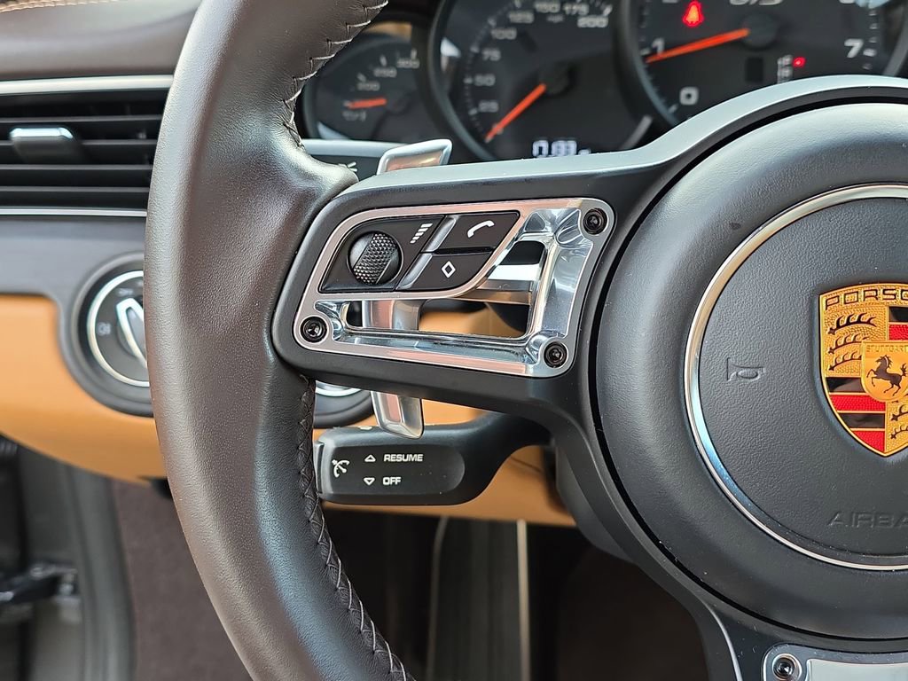 Used 2019 Porsche 911 Carrera GTS RWD image 18