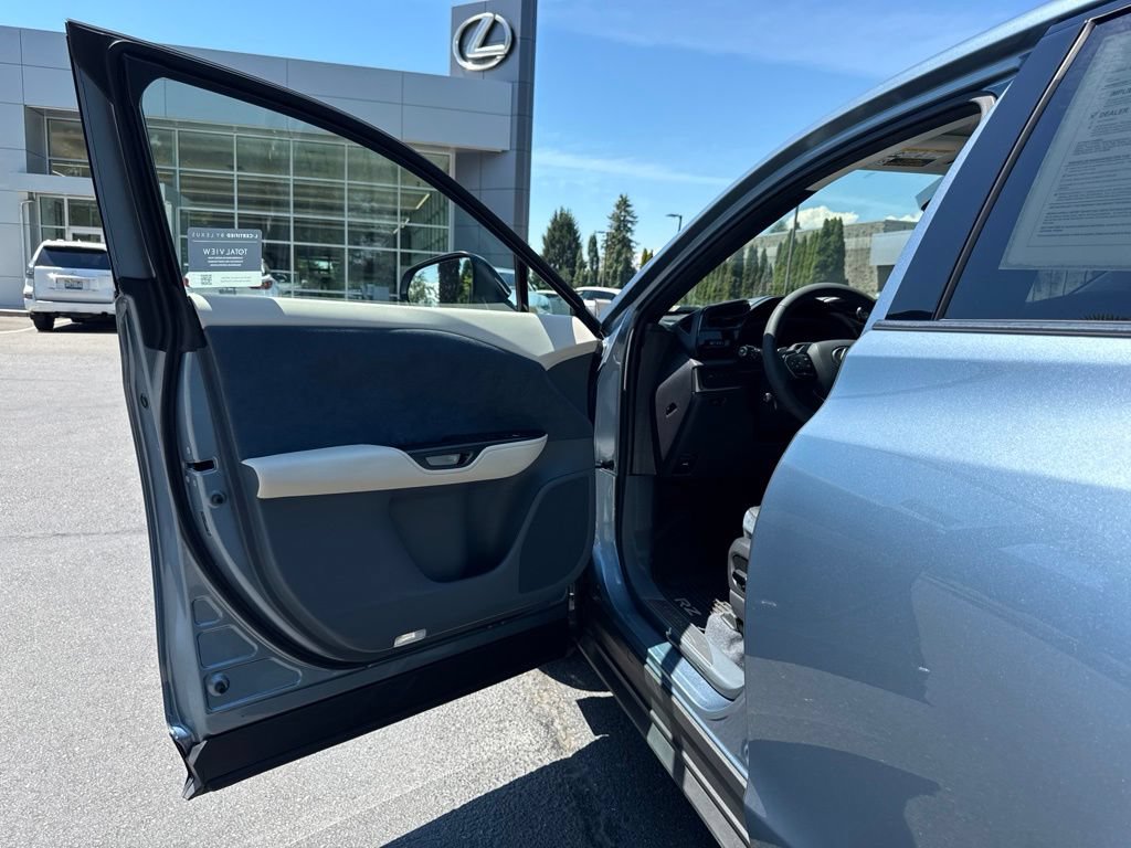 Certified 2023 Lexus RZ 450e Premium w/ Cold Area Package AWD/4WD image 10