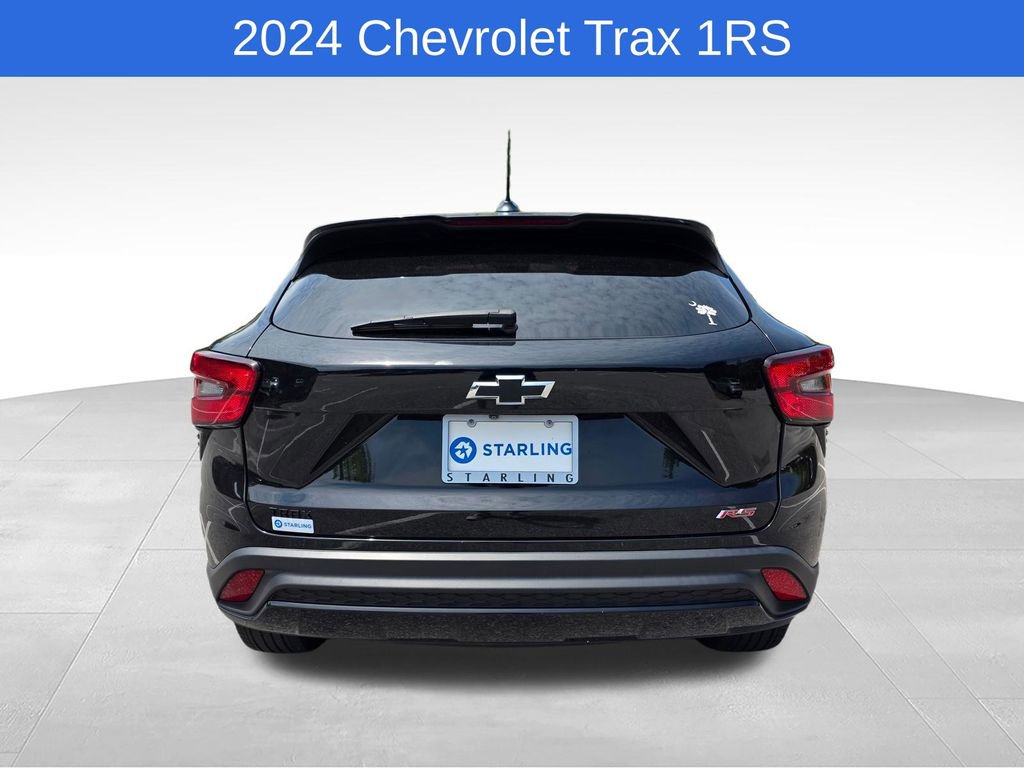 Used 2024 Chevrolet Trax RS FWD image 8
