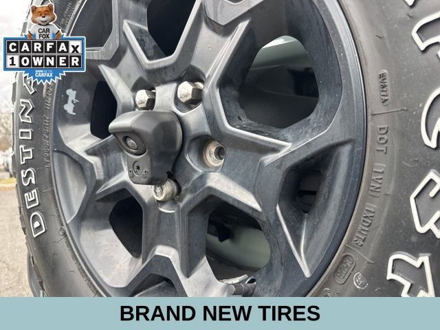 Used 2023 Jeep Wrangler Unlimited w/ Cold Weather Group image 17