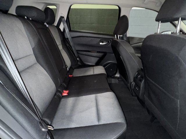 Used 2025 Nissan Rogue SV image 15