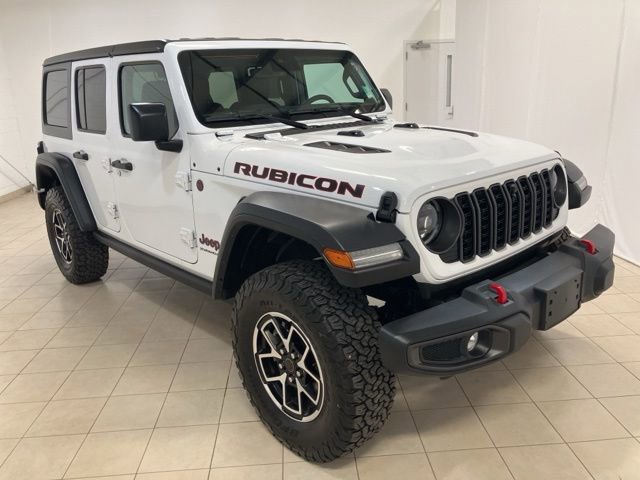 Used 2024 Jeep Wrangler Unlimited Rubicon w/ Technology Group image 7