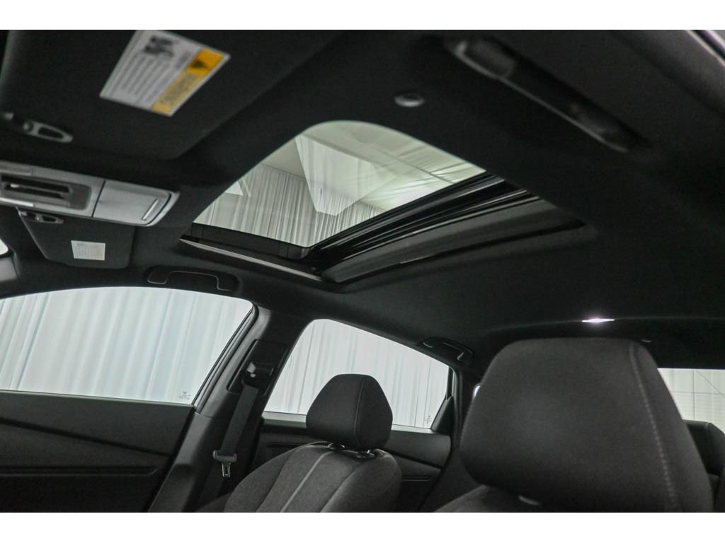 Used 2024 Honda Accord Sport image 11