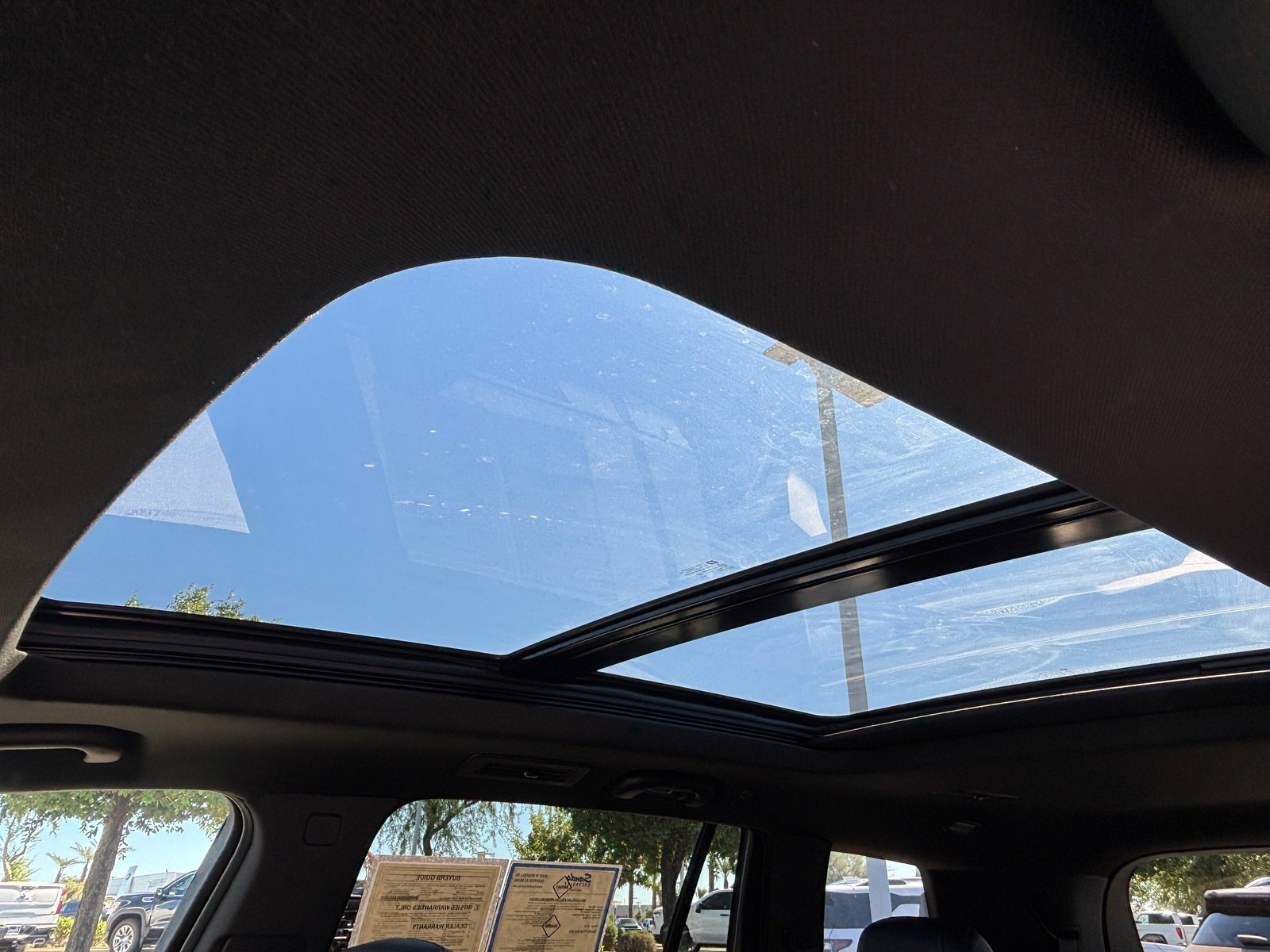 Used 2025 Cadillac XT6 Premium Luxury FWD image 25