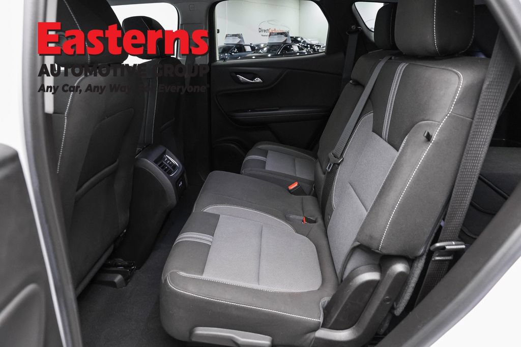 Used 2025 Chevrolet Blazer LT FWD image 24