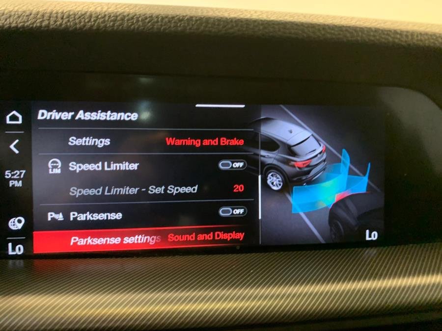Used 2023 Alfa Romeo Stelvio Veloce AWD/4WD image 20