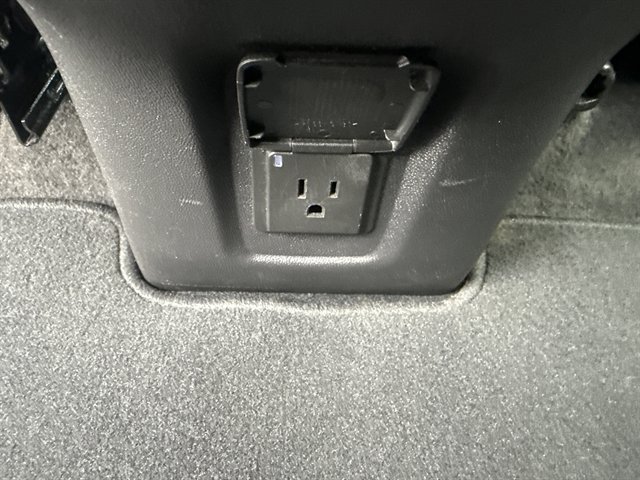 Used 2019 GMC Terrain SLT w/ Preferred Package image 25