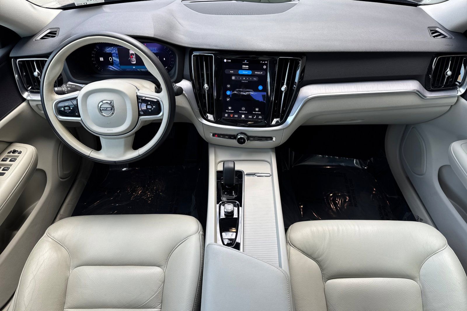 Certified 2023 Volvo S60 B5 Core w/ Climate Package FWD image 3