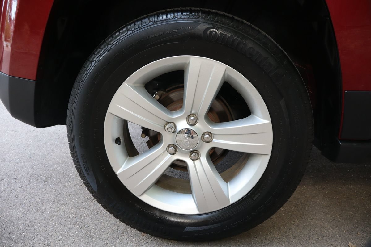 Used 2015 Jeep Patriot Limited w/ Sun/Sound Group FWD image 42