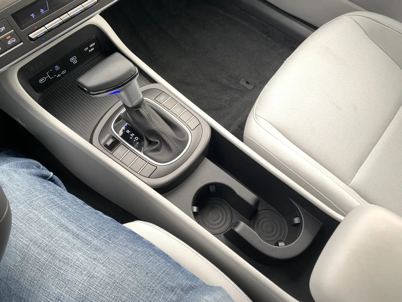 Used 2025 Hyundai Kona SEL image 16