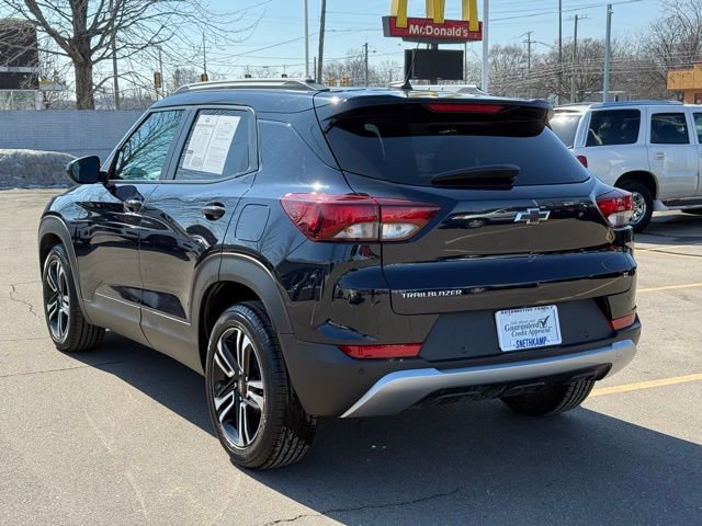 Used 2021 Chevrolet TrailBlazer LT w/ Convenience Package image 3