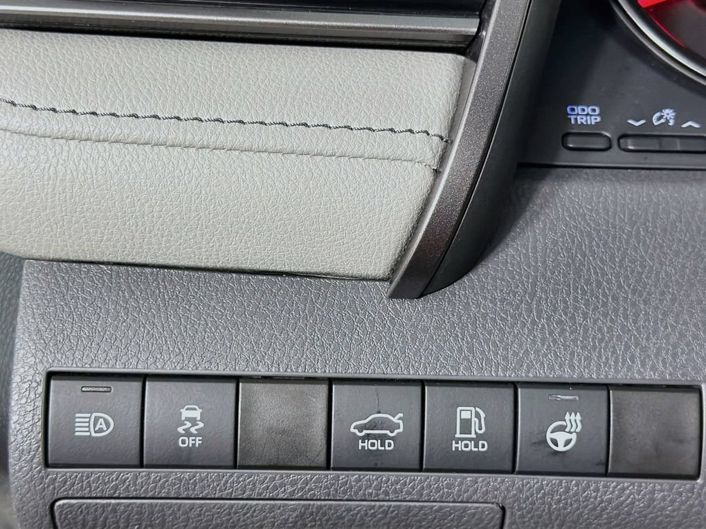 Used 2022 Toyota Camry XSE w/ Cold Weather Package AWD/4WD image 15