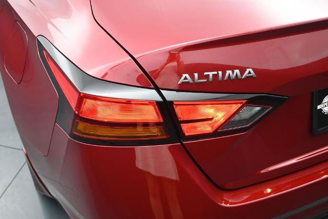 Certified 2024 Nissan Altima 2.5 SR AWD/4WD image 11