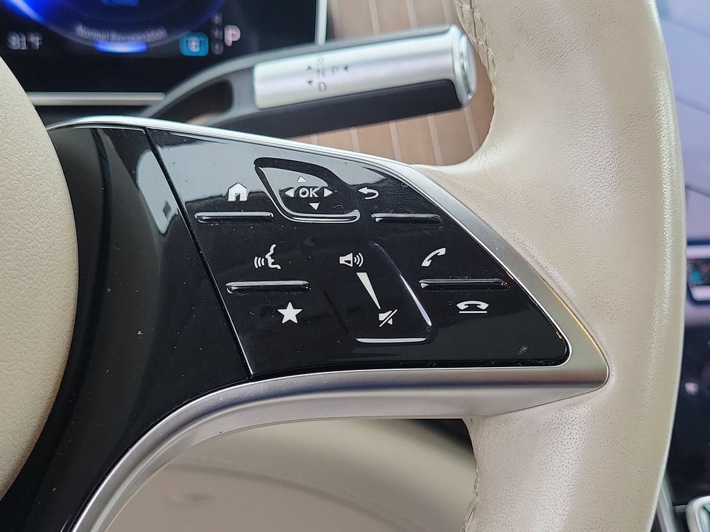 Used 2022 Mercedes-Benz EQS 450+ Sedan image 32