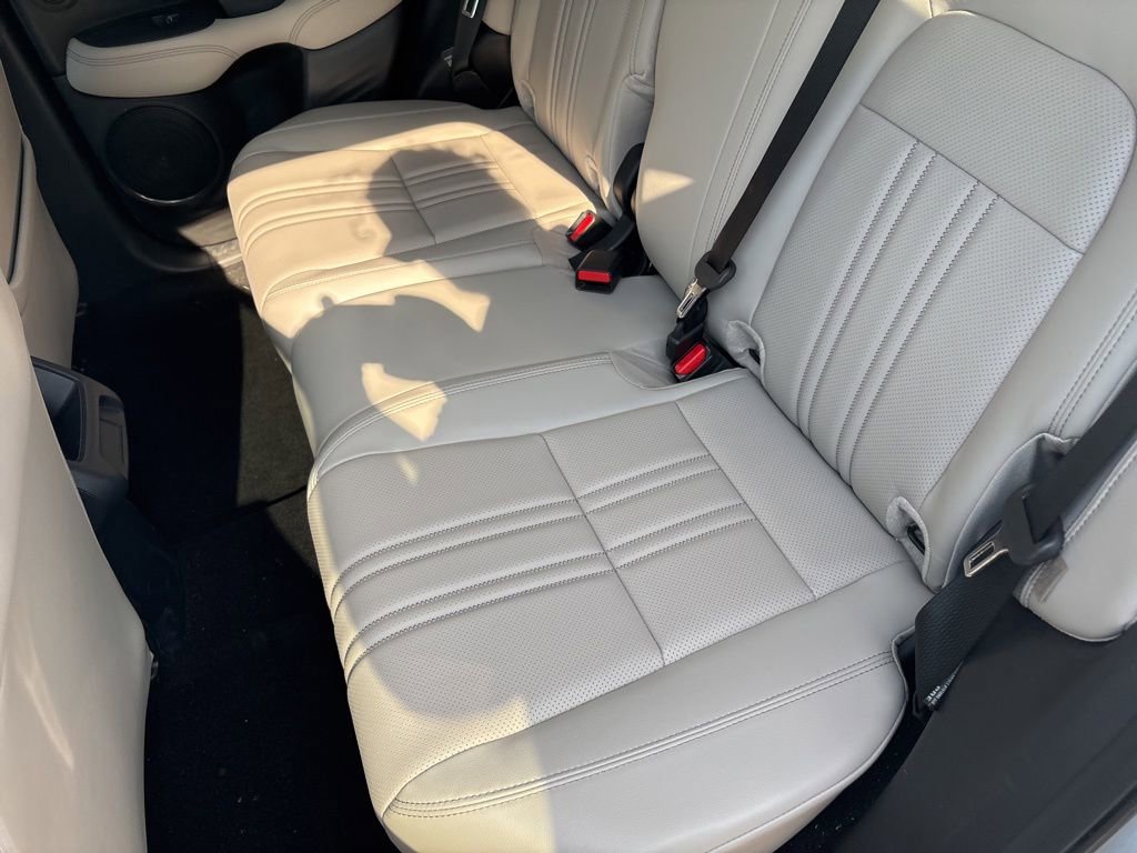 Used 2023 Honda HR-V EX-L image 39