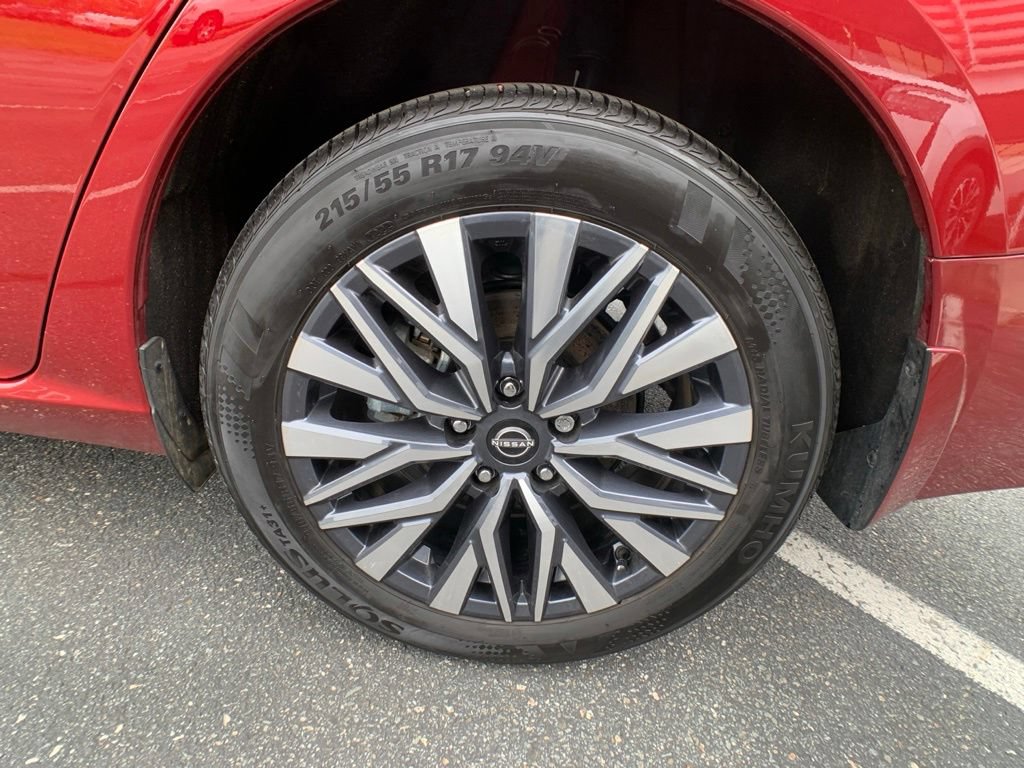 Certified 2025 Nissan Altima 2.5 SV AWD/4WD image 33