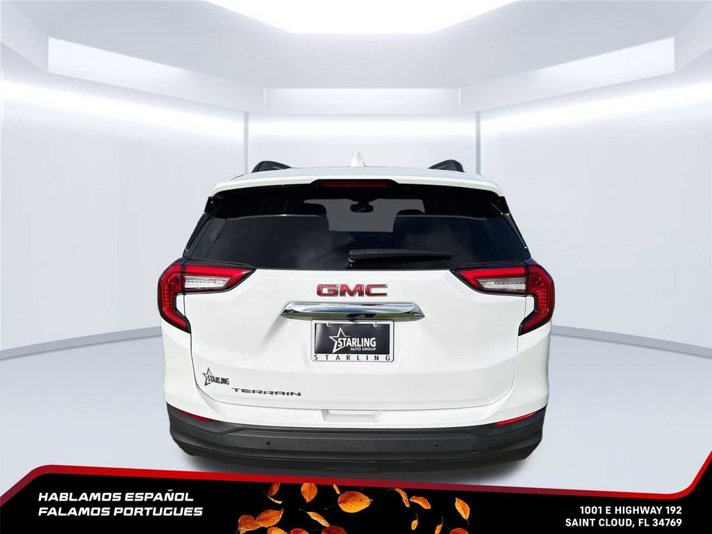 Certified 2024 GMC Terrain SLE w/ Driver Convenience Package FWD image 4