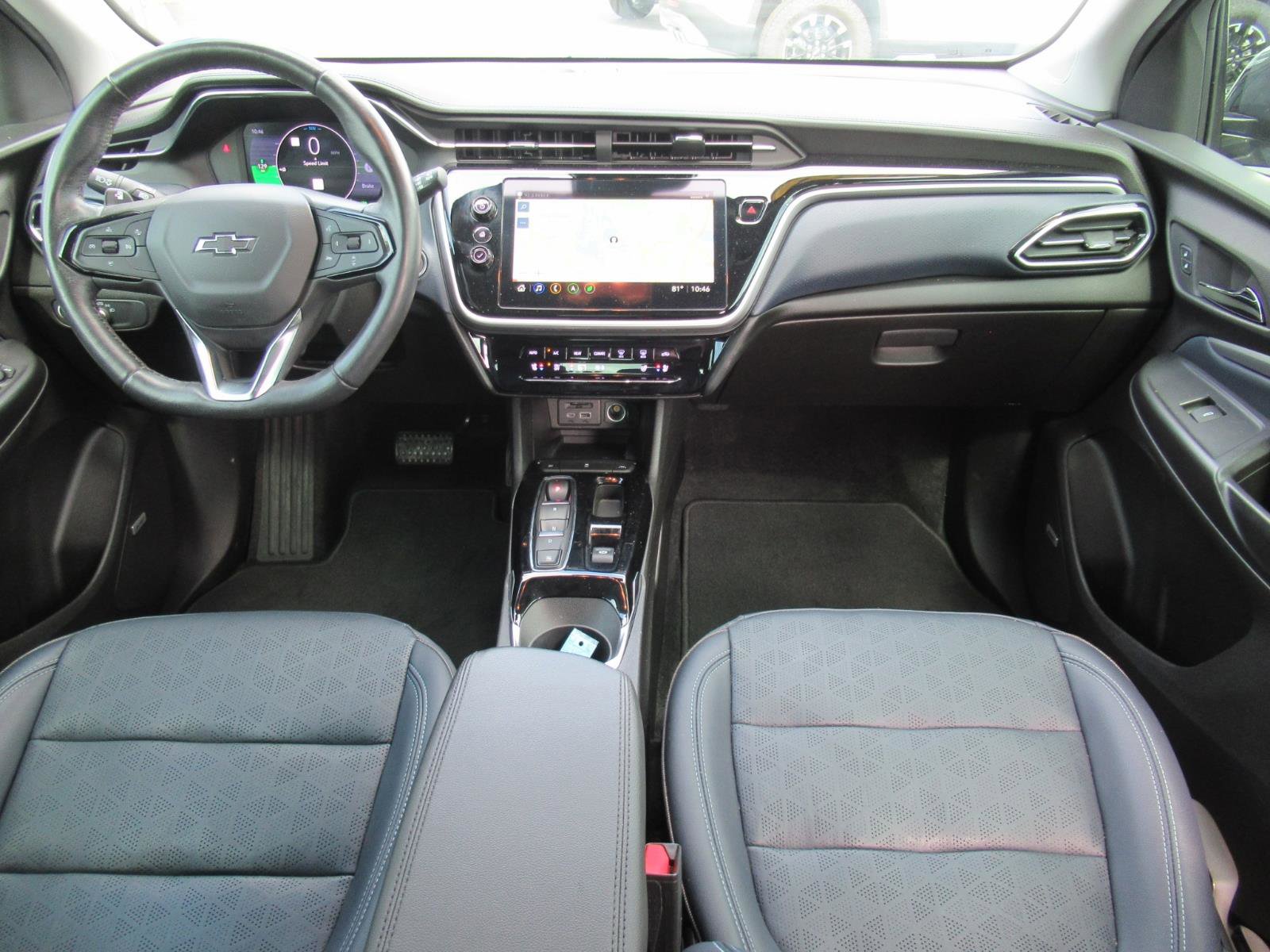 Used 2023 Chevrolet Bolt EUV Premier w/ Sun & Sound Package image 11