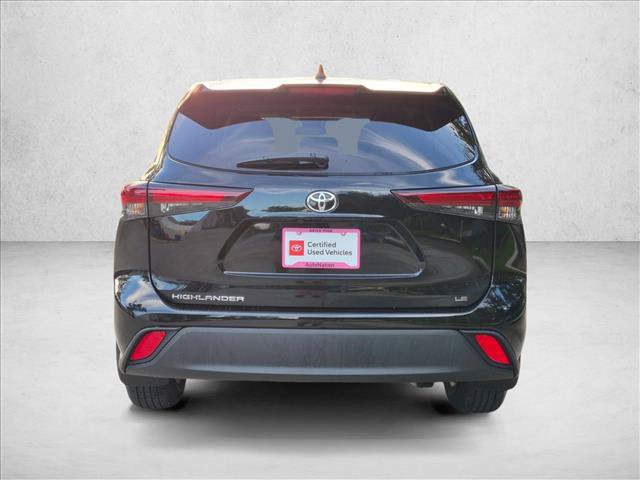 Certified 2024 Toyota Highlander LE FWD image 6