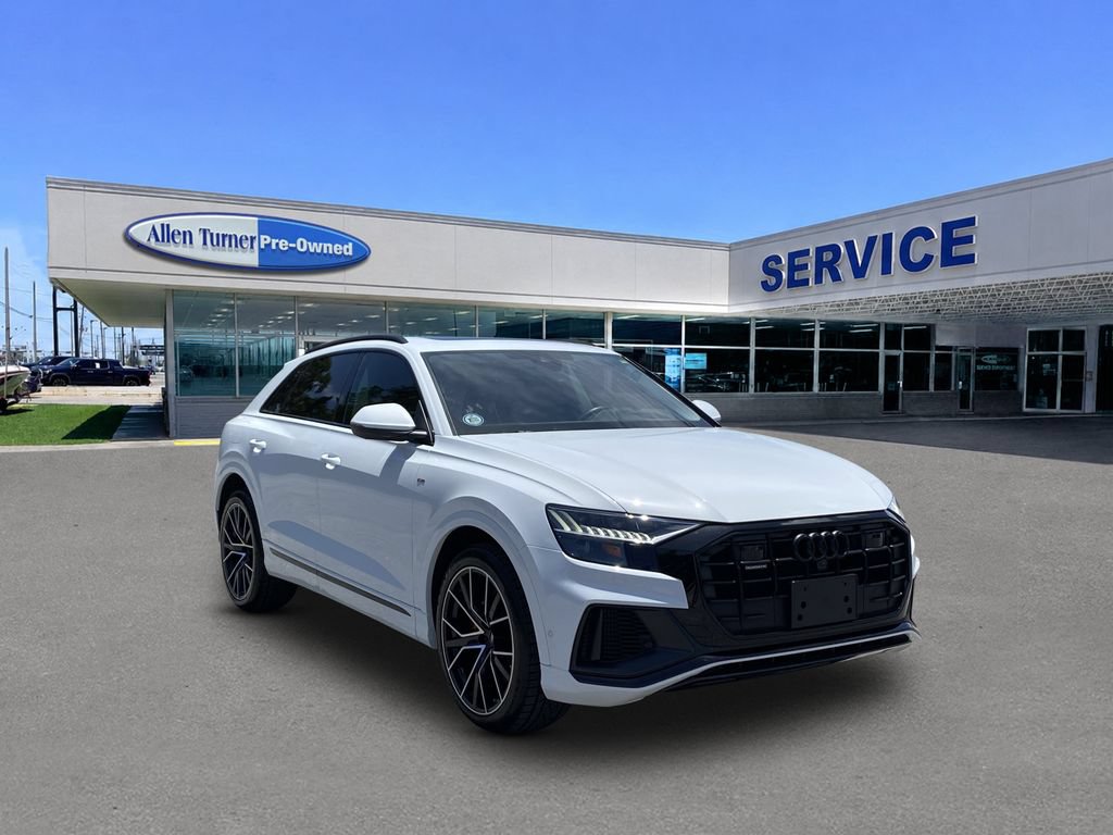 Used 2023 Audi Q8 Prestige w/ Prestige Package AWD/4WD image 2