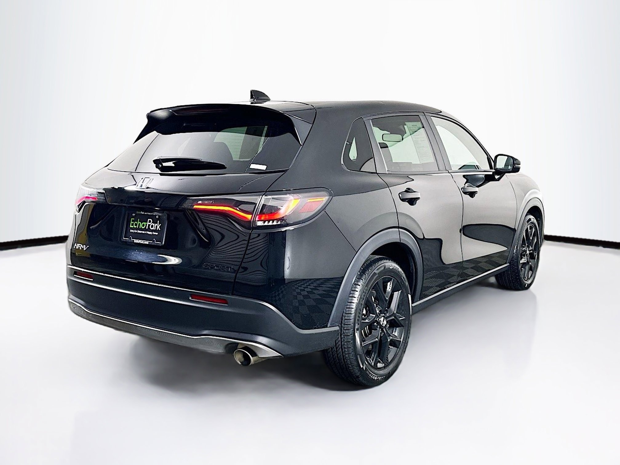 Used 2025 Honda HR-V Sport image 9