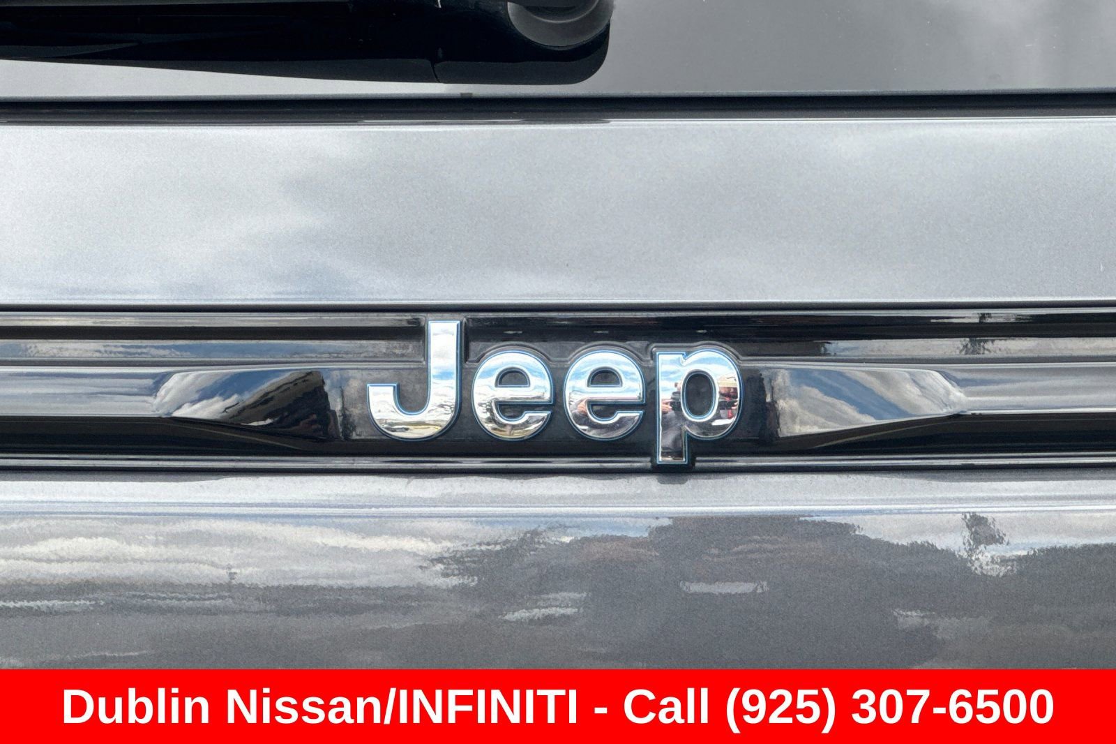 Used 2023 Jeep Grand Cherokee 4WD 4xe w/ Luxury Tech Group II image 52