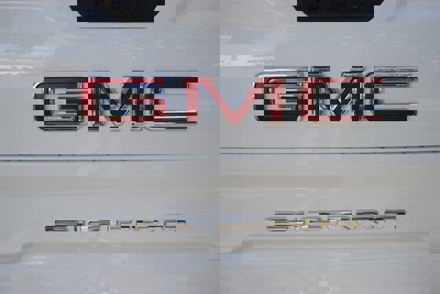New 2026 GMC Sierra 1500 Elevation image 6