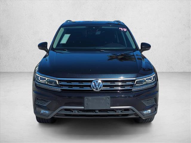 Used 2019 Volkswagen Tiguan SEL Premium w/ 3rd Row Seat Package AWD/4WD image 2