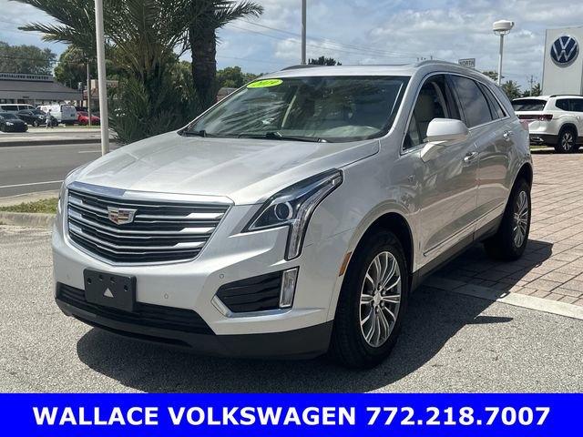 Used 2019 Cadillac XT5 Luxury AWD/4WD image 3