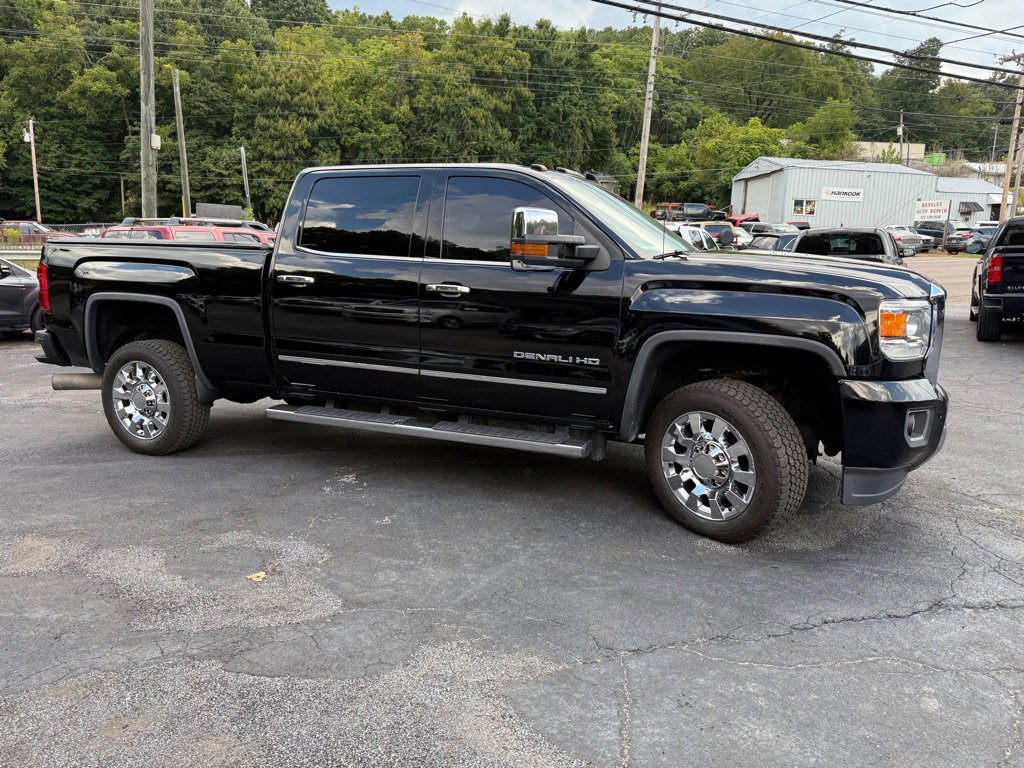 Used 2015 GMC Sierra 2500 Denali w/ Duramax Plus Package image 37