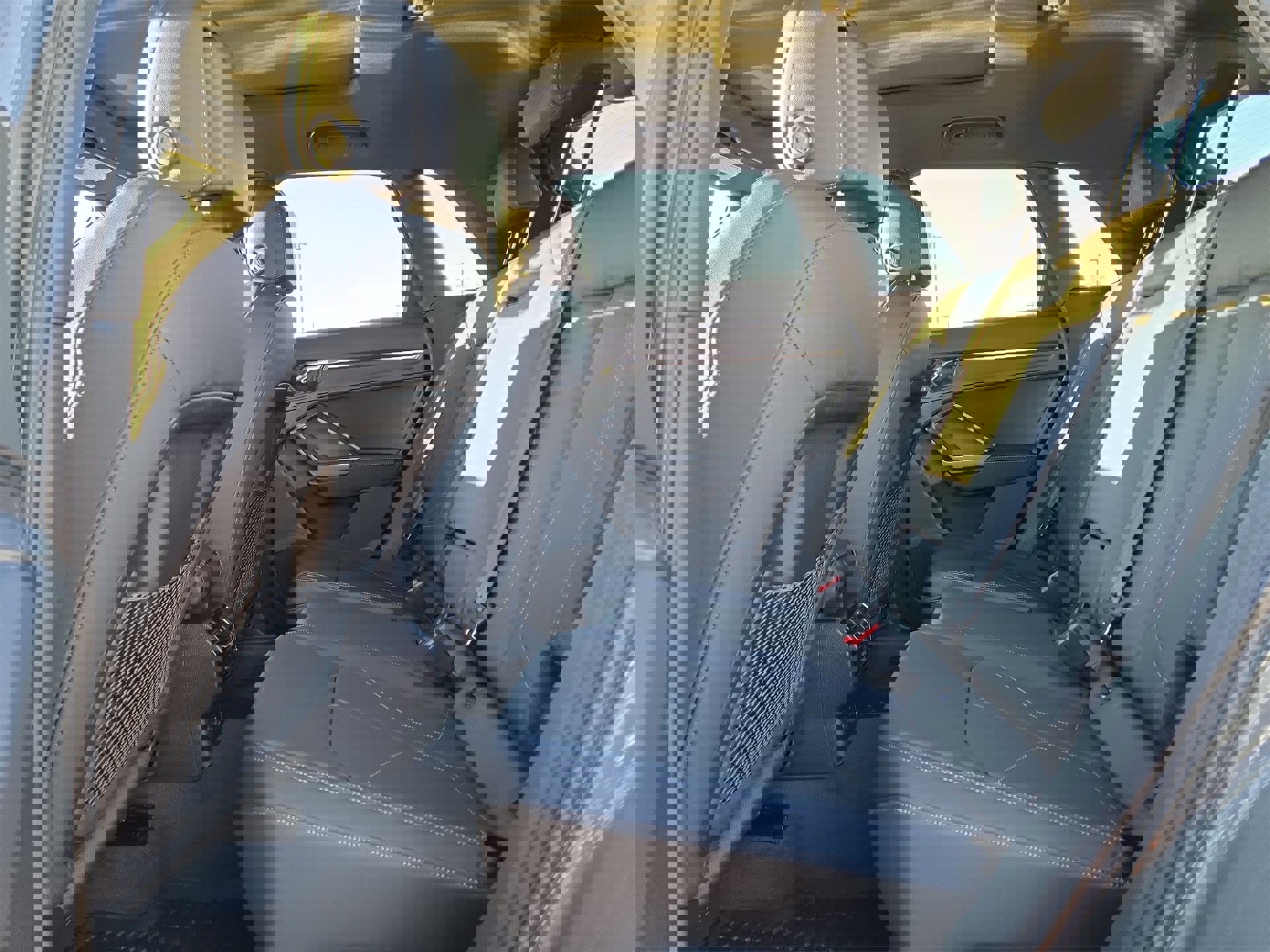 New 2025 Audi Q3 2.0T Premium image 13