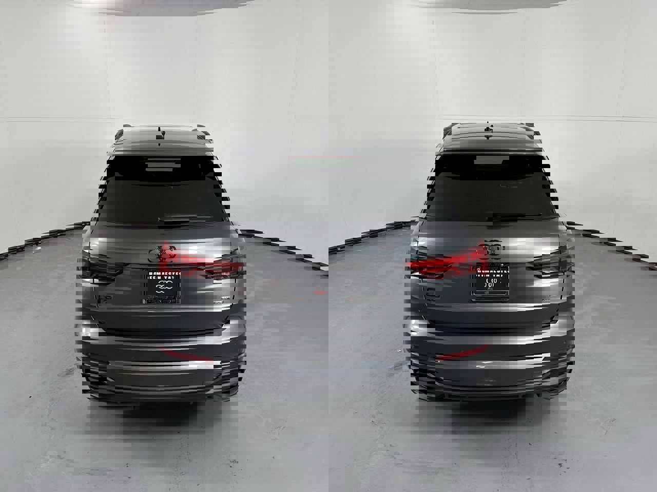 Used 2025 Audi Q3 2.0T Premium Plus w/ Premium Plus Package image 35