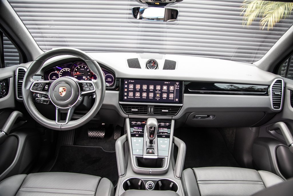Certified 2023 Porsche Cayenne image 13