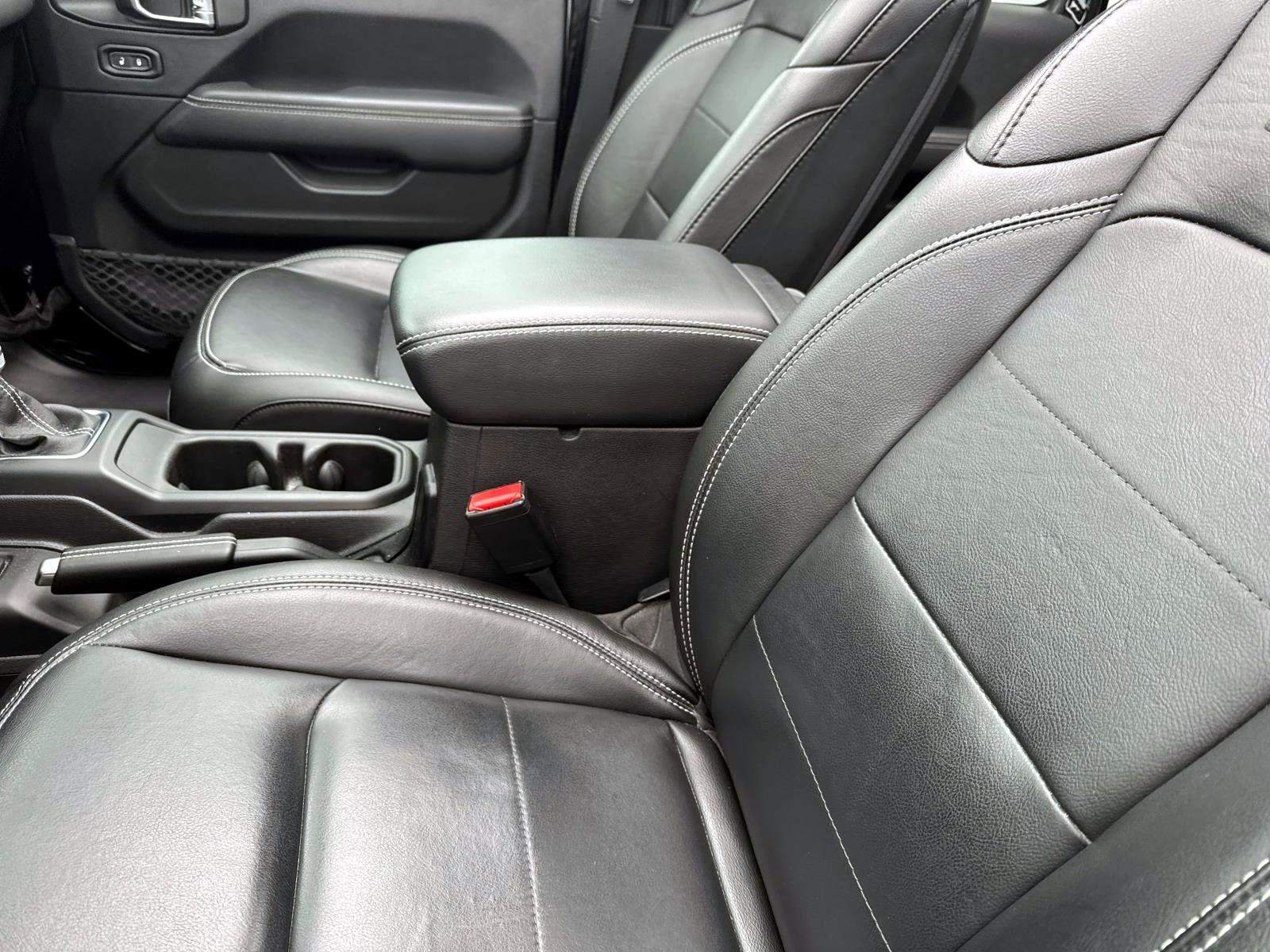 Used 2023 Jeep Wrangler Unlimited Sahara w/ Cold Weather Group image 12