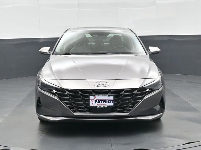 Used 2023 Hyundai Elantra Limited image 9
