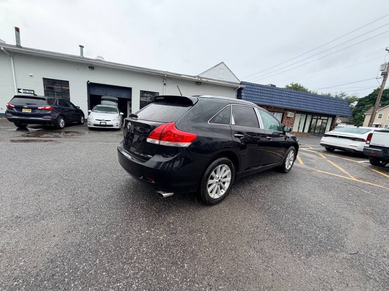 Used 2010 Toyota Venza AWD image 29