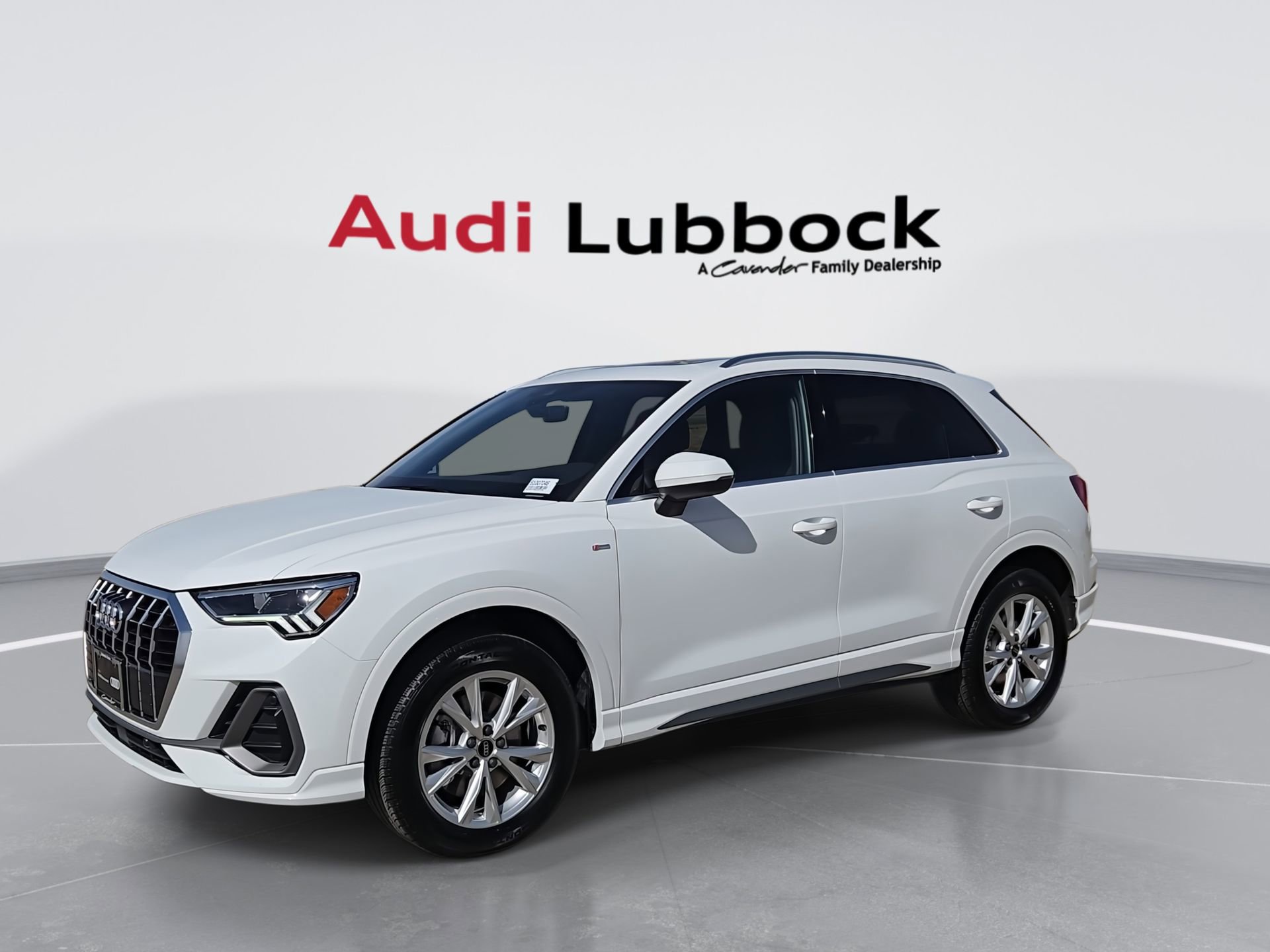 Certified 2025 Audi Q3 2.0T Premium w/ Convenience Package image 4