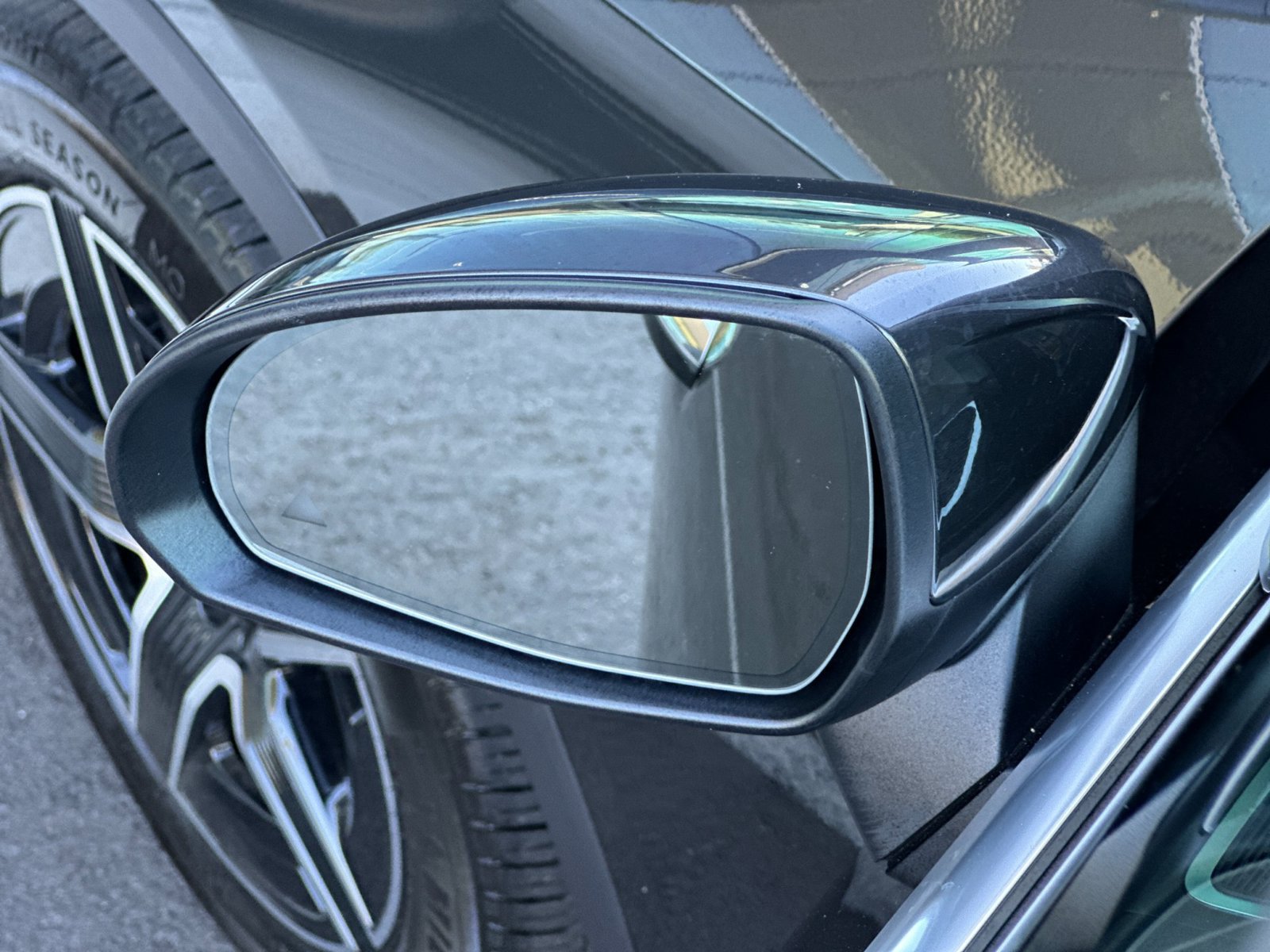 Certified 2026 Mercedes-Benz GLC 300 image 10