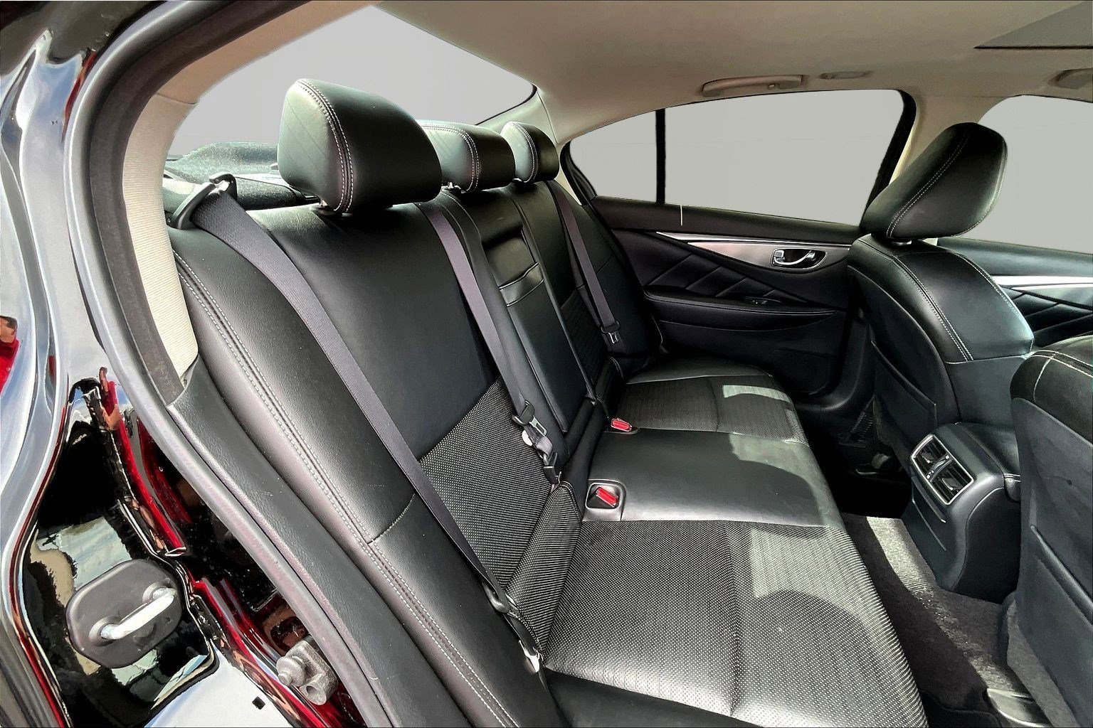 Used 2018 INFINITI Q50 Sport image 25