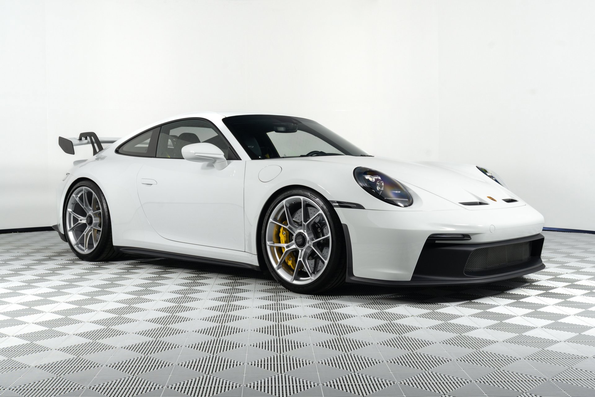 Used 2024 Porsche 911 GT3 RWD image 1