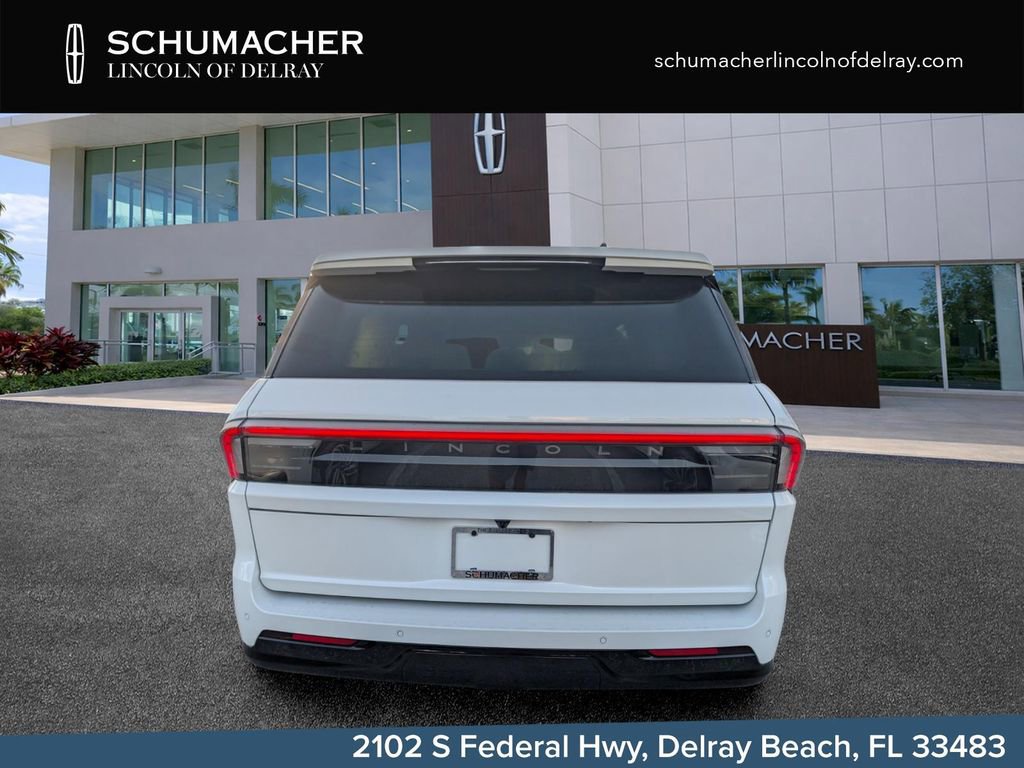 New 2026 Lincoln Navigator Premiere AWD/4WD image 6
